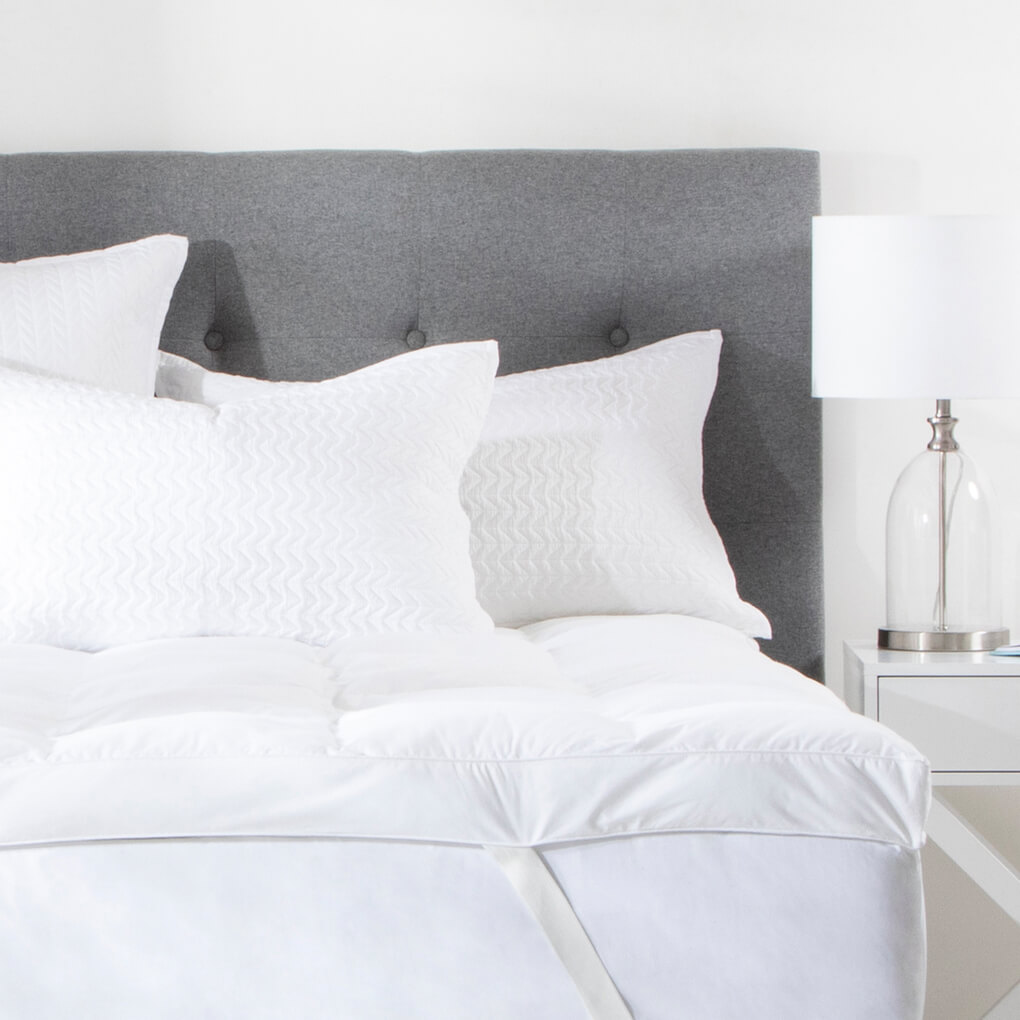 white & gray bedroom setting